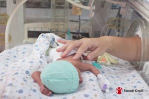 Trei zile din viata unui prematur. Un incubator, o sansa la viata
